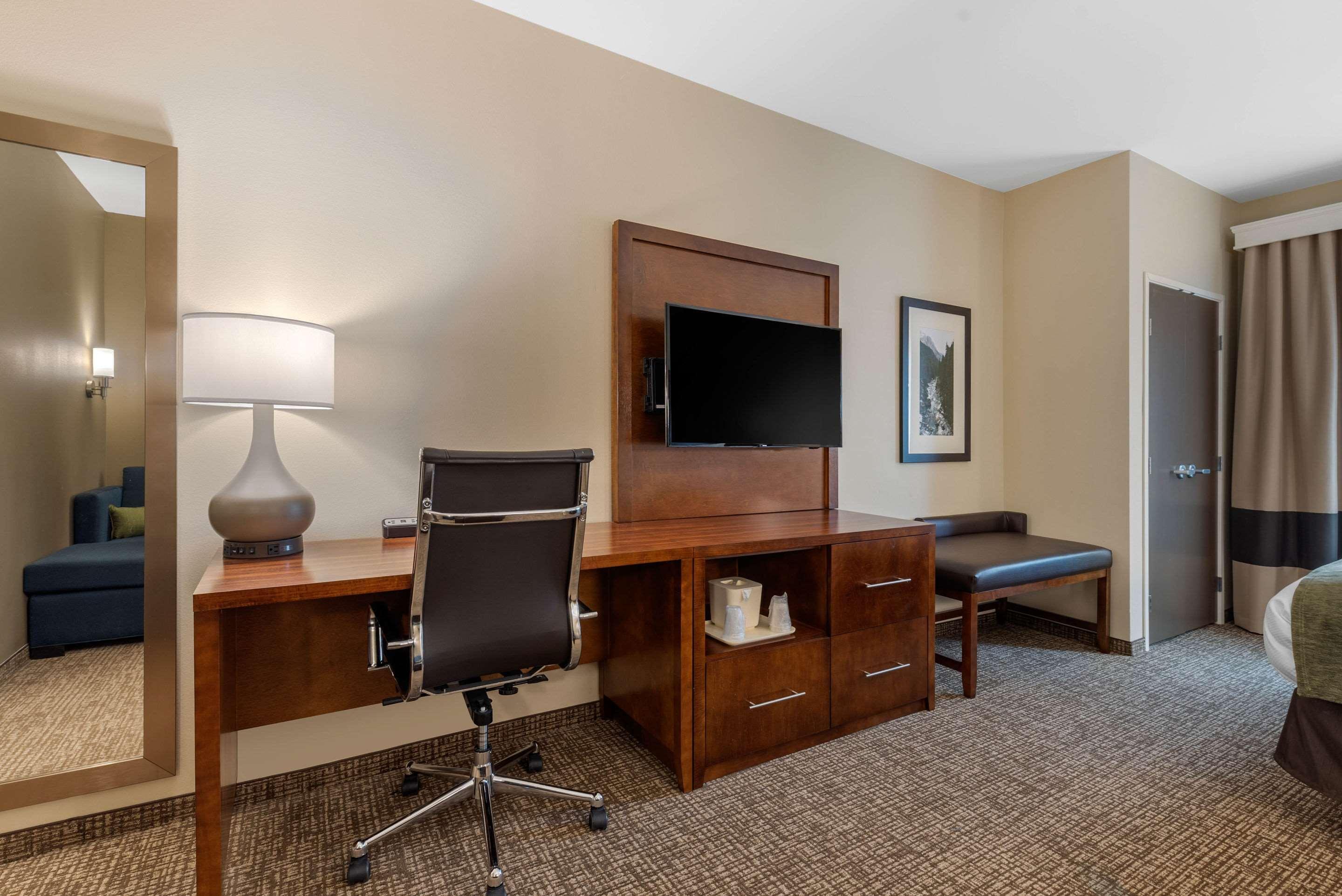Comfort Suites Denver Near Anschutz Medical Campus Aurora Eksteriør bilde