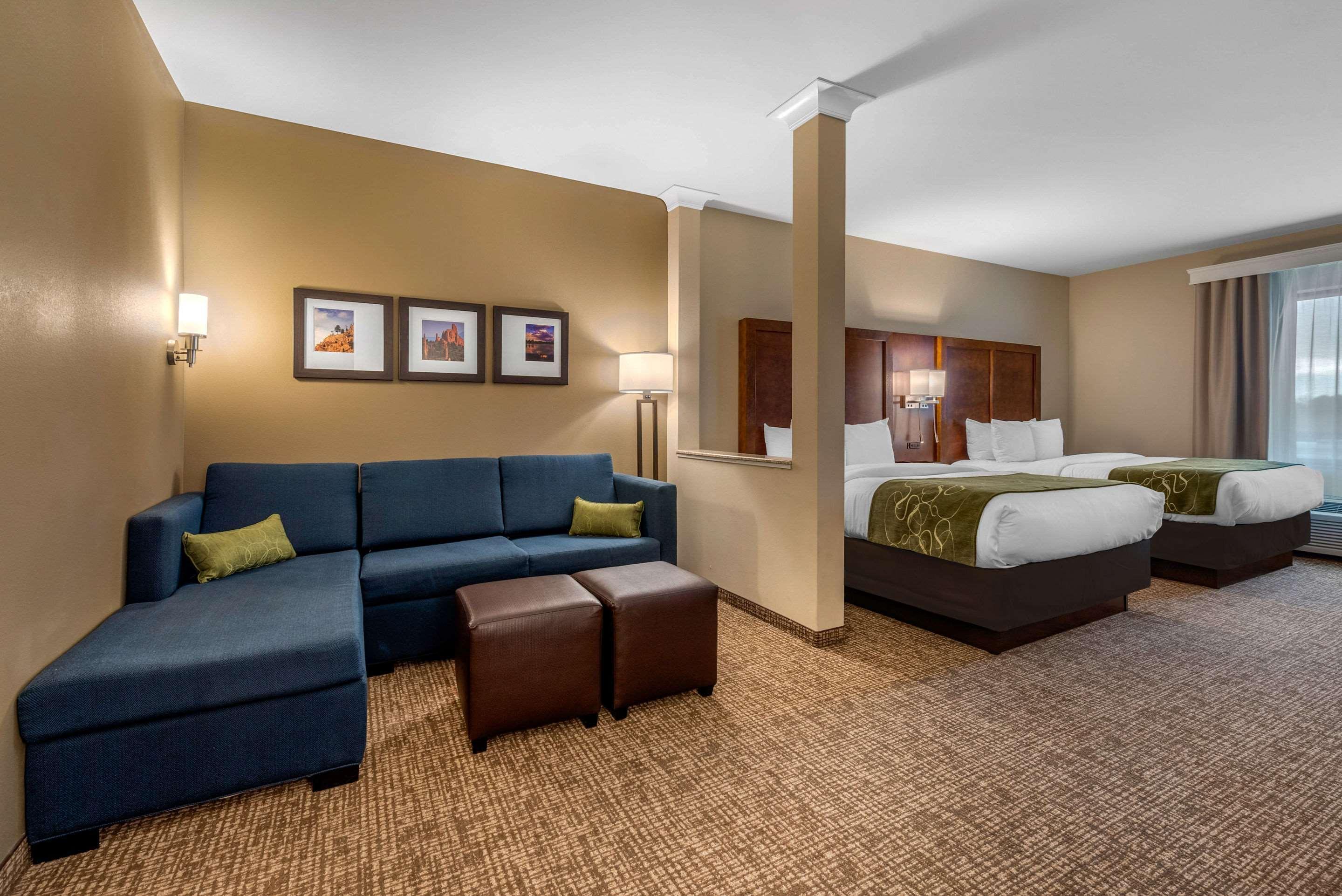 Comfort Suites Denver Near Anschutz Medical Campus Aurora Eksteriør bilde